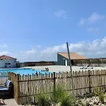 Lejlighed T2 Avec Terrasse, Piscine, Parking - - Fr-1-195-46 Le Barcarès