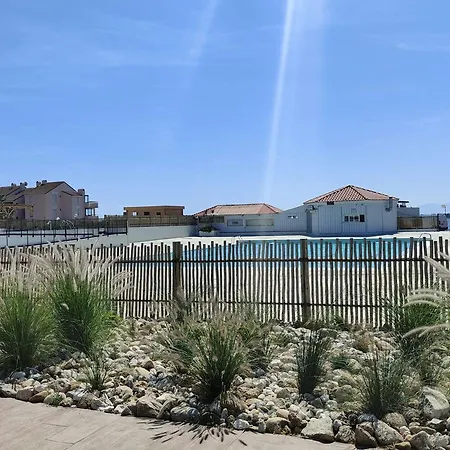 Lejlighed T2 Avec Terrasse, Piscine, Parking - - Fr-1-195-46 *