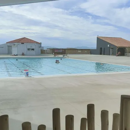 Daire T2 Avec Terrasse, Piscine, Parking - - Fr-1-195-46